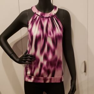 Sleeveless knit blouse